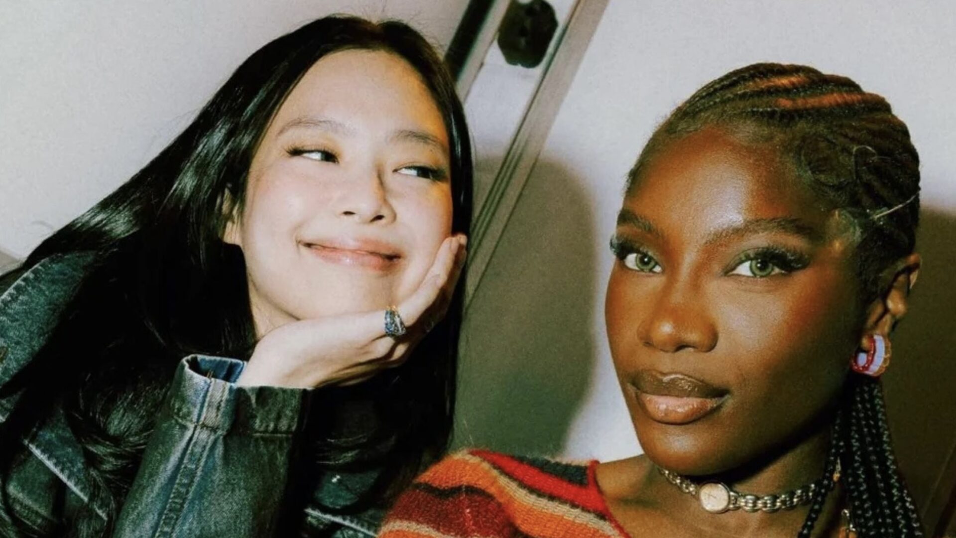 BLACKPINKのジェニーの「ExtraL」のMV再生回数が1億回突破！ファンの反応は？