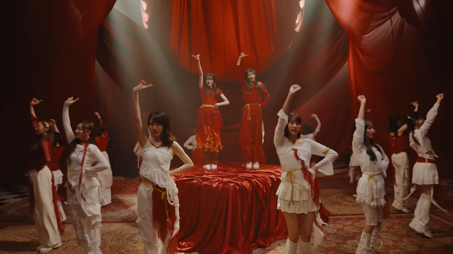 乃木坂46の新曲「ビリヤニ」のMVが解禁、ファンの反応は？