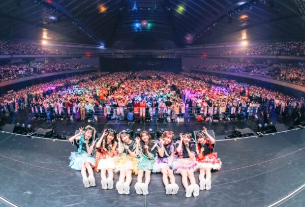 FRUITS ZIPPERが8月23日にエスコンフィールドでミニライブを開催！きつねダンスも！