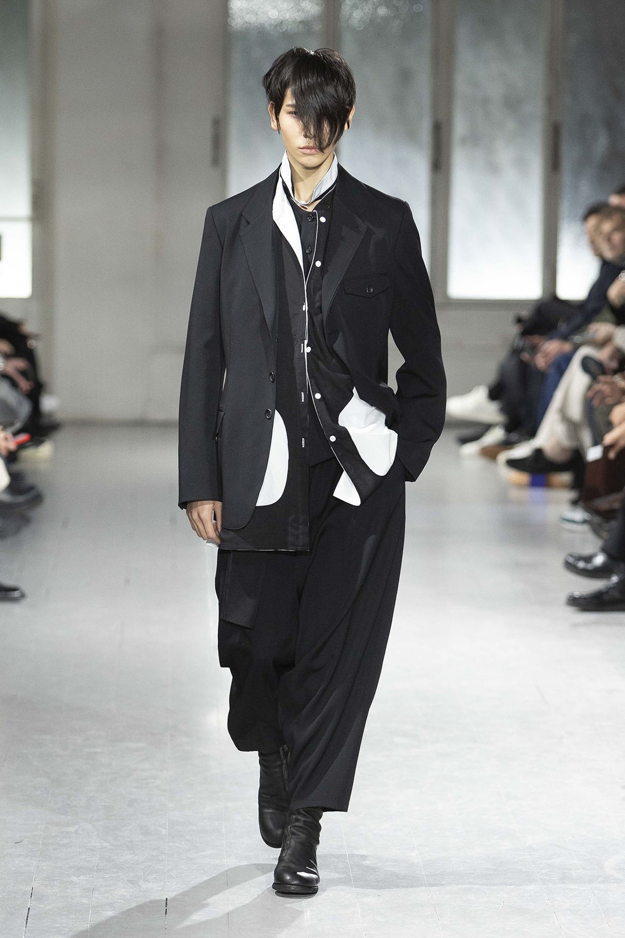 Snow Manのラウールがモデルとして2023年1月パリコレ初出演!ラウールのモデルへの挑戦について