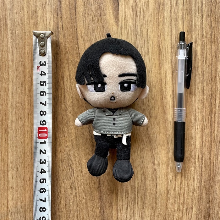 どこで売ってる？SnowManの公式ぬいぐるみの定価や発売日を教えます！