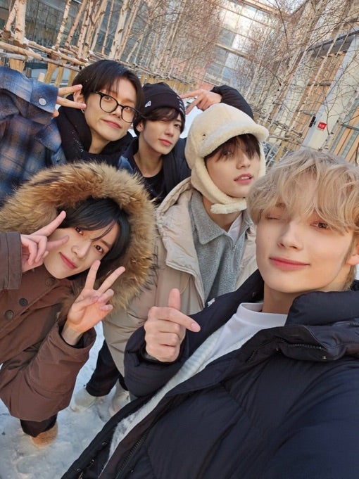 TOMORROW X TOGETHER(TXT)のヨンジュンがソウルの幻想的な雪景色の中でのダンス動画を公開！ファンの反応は？