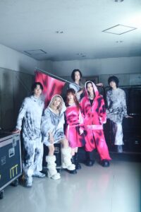 YOASOBIが日本人アーティスト初となるアジア10大ドーム＆スタジアム・ツアー開催！詳細は？