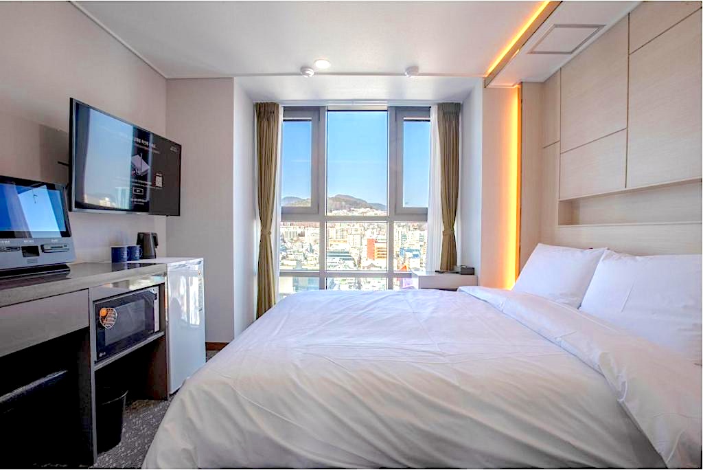 BTS(防弾少年団)の釜山公演が決定したら宿泊料が最大10倍に？噂の真相は？