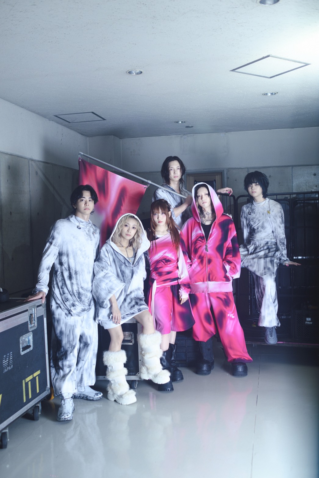 YOASOBIがイラストビジュアルをイラストレーターの清已に更新！ファンの反応は？