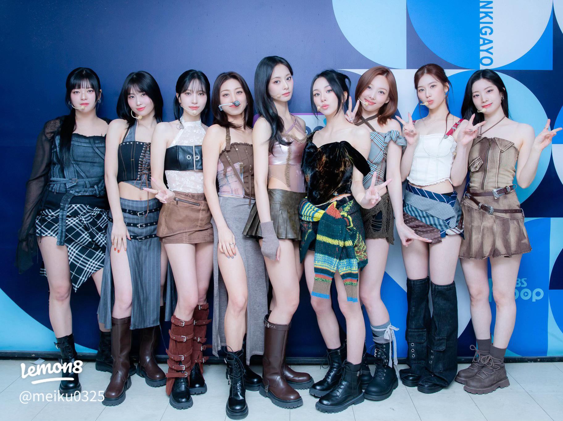 TWICEのモモがインスタを更新！可愛い顔とバキバキ腹筋とのギャップが凄すぎる！