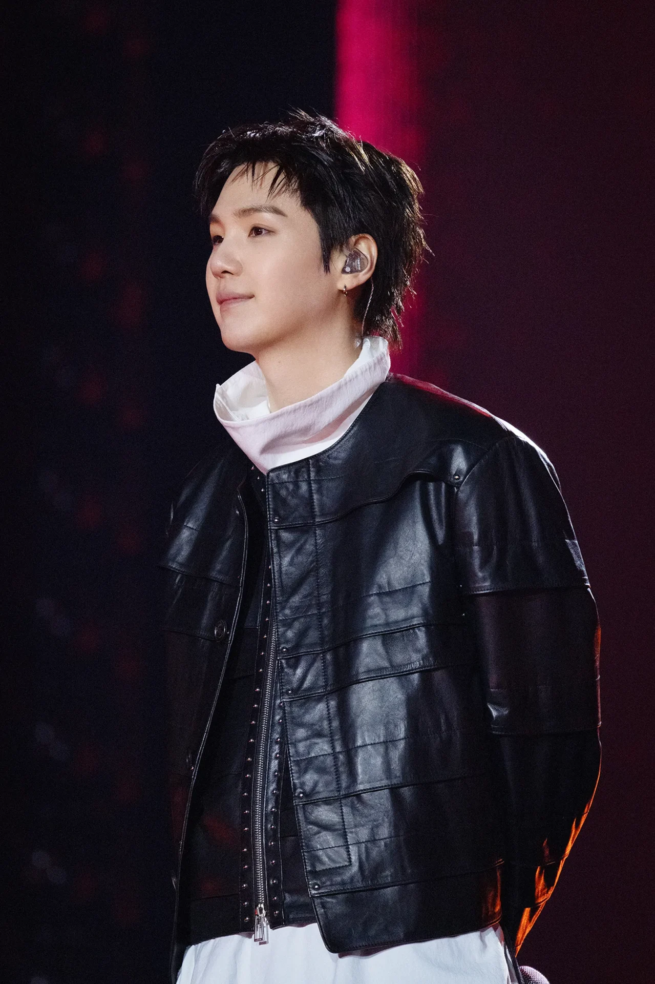 BTS(防弾少年団)が光化門広場でカムバックライブ！４万人が酔いしれた！