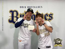 なにわ男子の藤原丈一郎が大阪マラソン５時間切りで完走したので他の芸能人と比べてみた！