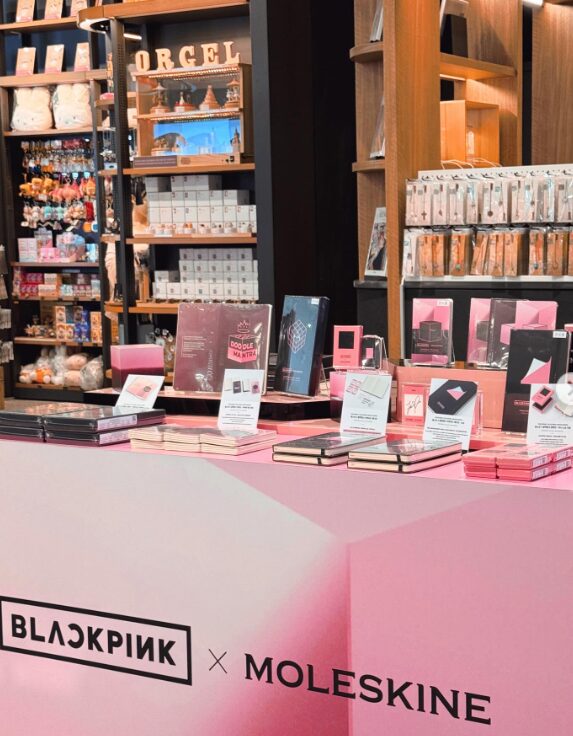 BLACKPINKとMoleskineの第2弾コラボが発表！限定アイテムなど調べてみた！