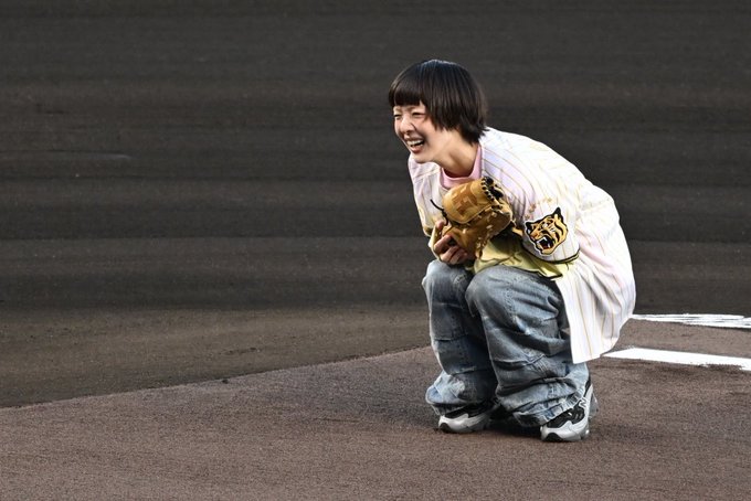 あいみょんが甲子園で始球式！結果はどうだった？