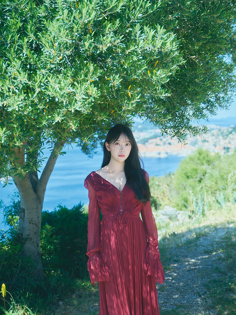 元乃木坂46の堀未央奈が30歳の誕生日に写真集発売!ファンの反応は?