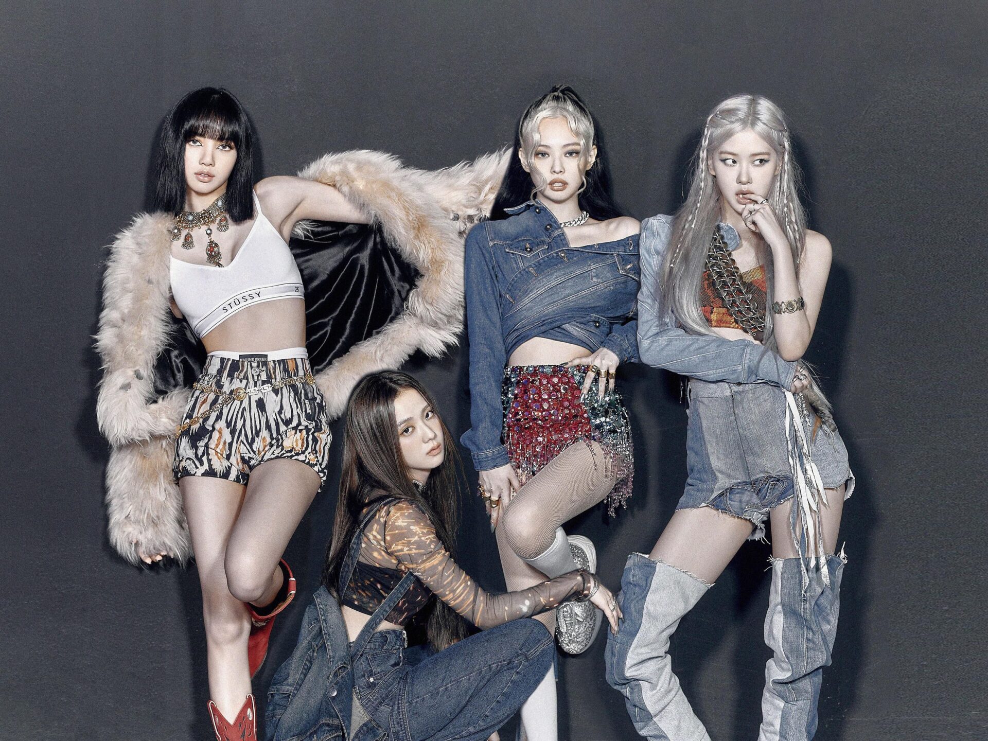 BLACKPINKが10周年記念イベントに完全体で登場!一部ファンからの不満は何故?