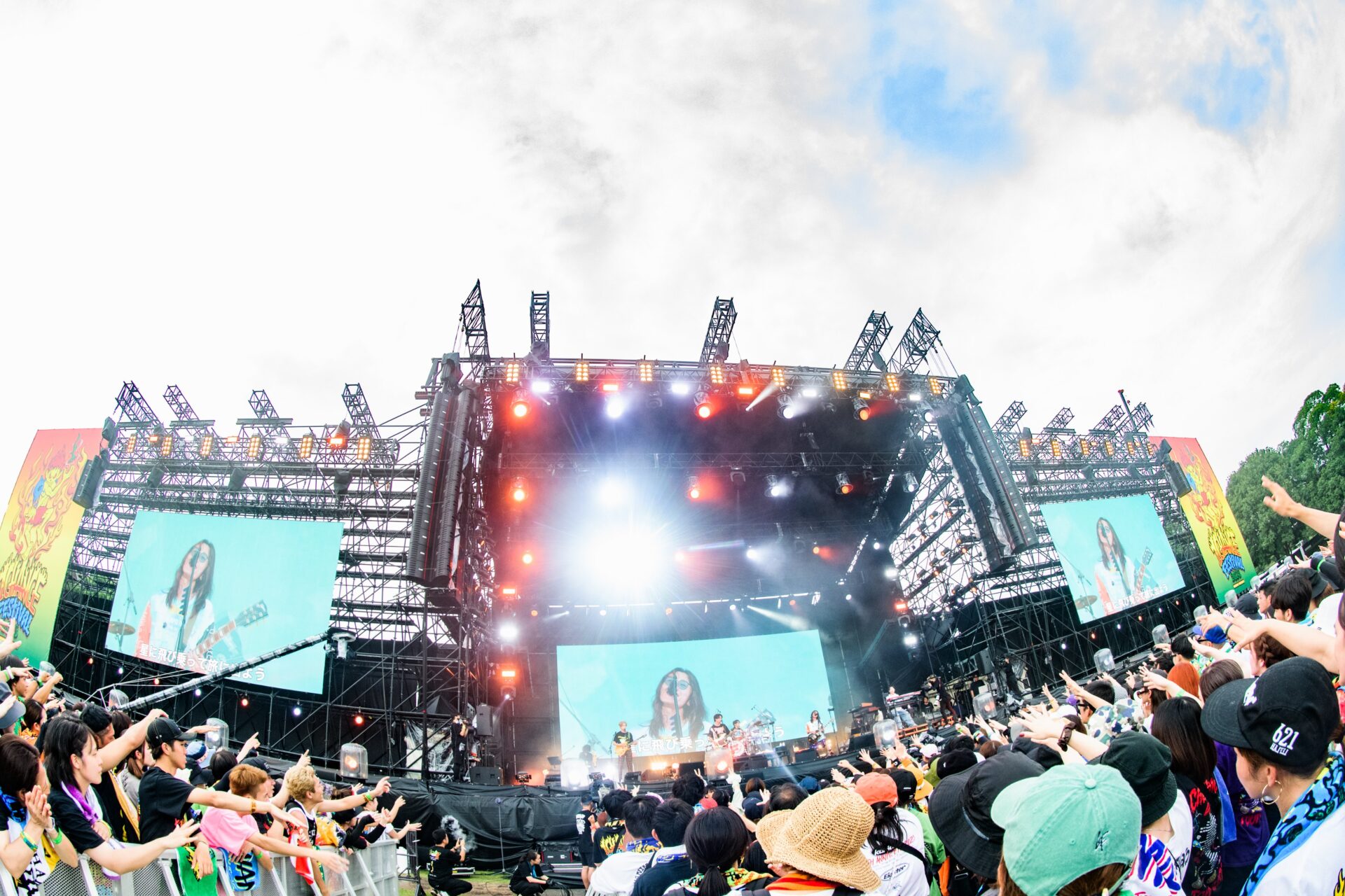 ONE OK ROCKの１CHANCE FESTIVAL出演を記念したオフィシャルグッズを販売！詳細は？